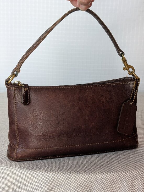 Coach Handbags - Vintage Coach Bleecker Demi Zip Brown Leather USA Made Style 9311